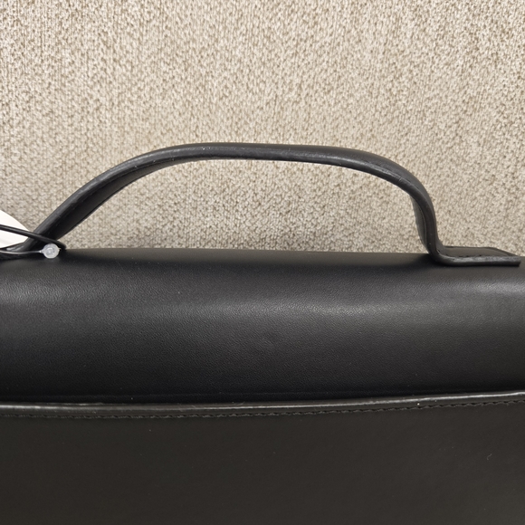 Steve Madden East West Handbag - Picture 4 of 8